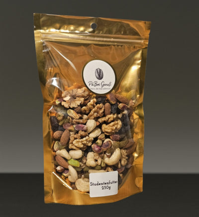 Premium Studentenfutter ohne Zusatzstoffe, reich an gesunder Energie.
Natürliche Nuss- und Trockenfruchtmischung in Spitzenqualität.
Organic Studentenfutter – proteinreich, nährstoffreich und rein natürlich.
Hochwertige Studentenfutter-Mischung für Arbeit, Schule und Sport.
Naturbelassene Nussmischung mit Mandeln, Cashews, Walnüssen und Trockenfrüchten.